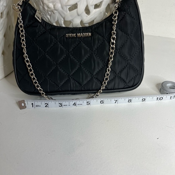 Steve Madden BTAMELA Crossbody Bag, Black, One Size
NWT - Picture 8 of 9